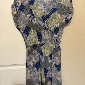 EuC patchwork printed knee length dress - women size small/ medium